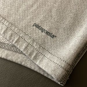 Patagonia Capilene 3: Kids M (10) Blue Longsleeve Shirt. Like New/SmokeFree Home